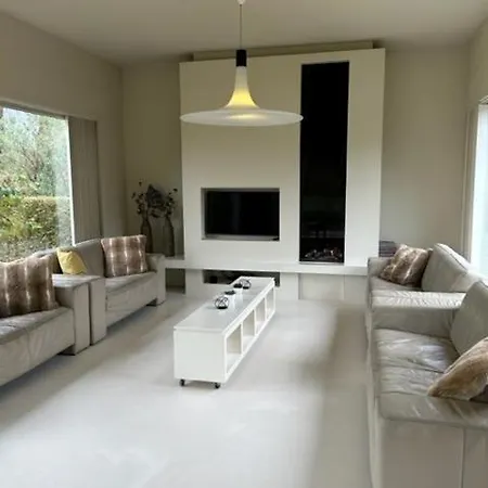 Duinpaviljoen Holiday home *